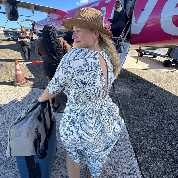 Vici Shoreside Maxi Dress - Picture 5 of 5